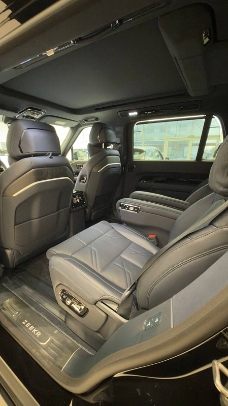 Zeekr 9X Hyper (5 seats), черный