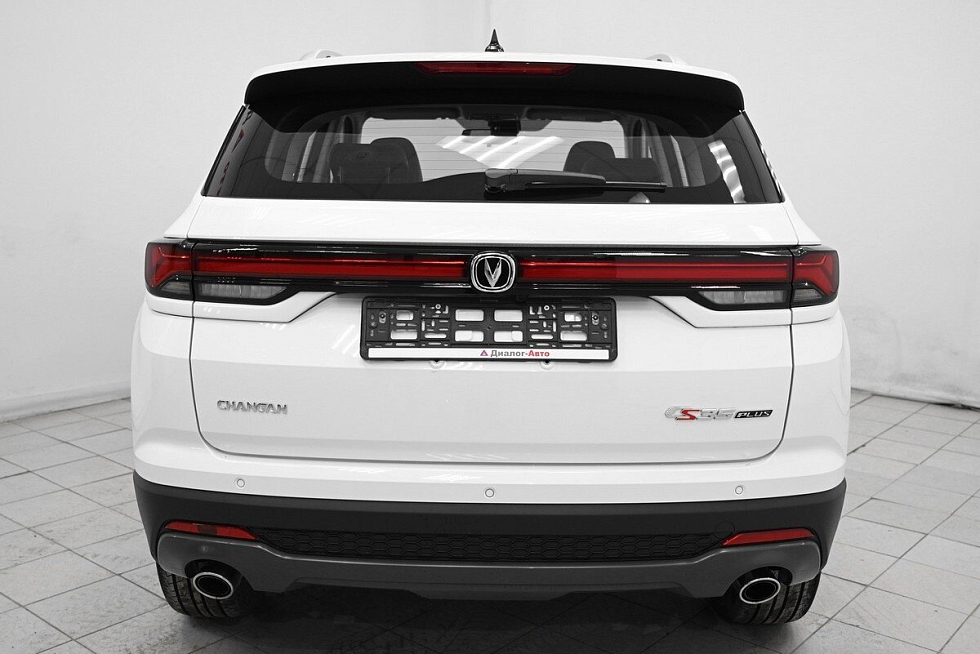 Changan CS35 Plus Комфорт, белый