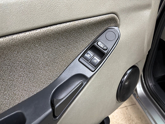 Lada (ВАЗ) Kalina, 2011 года, пробег 181365 км