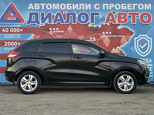 Lada (ВАЗ) XRAY Luxe Prestige (2018), 2019 года, пробег 114500 км