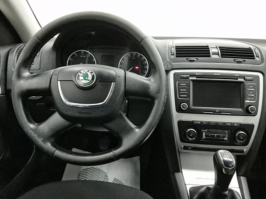 Skoda Octavia Elegance, 2011 года, пробег 277909 км