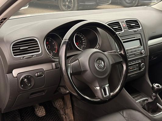 Volkswagen Golf, 2012 года, пробег 210179 км