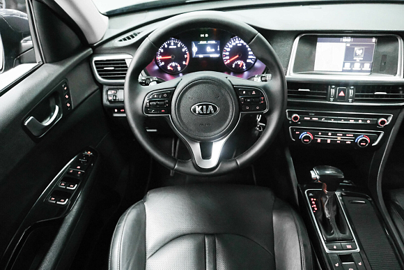 Kia Optima Luxe, 2018 года, пробег 171796 км