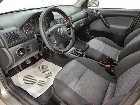 Skoda Octavia, 2007 года, пробег 224593 км