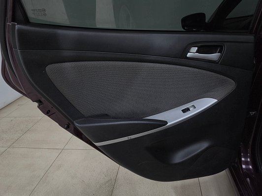 Hyundai Solaris, 2012 года, пробег 262092 км