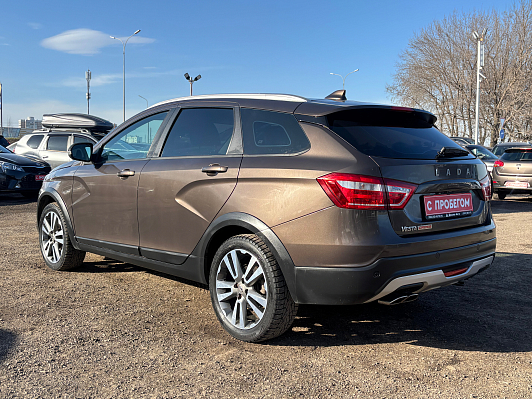 Lada (ВАЗ) Vesta Luxe Multimedia, 2019 года, пробег 88910 км