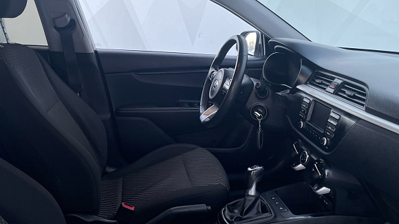 Kia Rio Comfort, 2018 года, пробег 87819 км