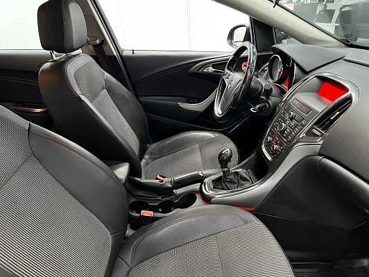 Opel Astra Cosmo, 2011 года, пробег 133897 км