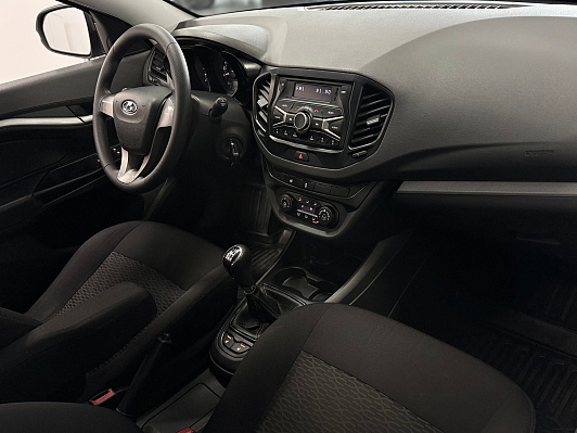 Lada (ВАЗ) Vesta Comfort, 2016 года, пробег 100000 км