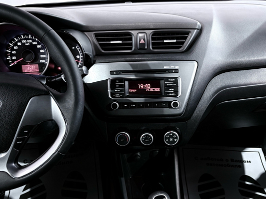 Kia Rio Comfort, 2015 года, пробег 240000 км