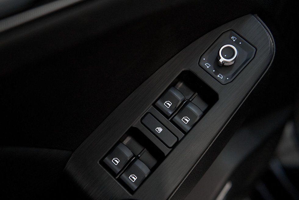 Haval Jolion Премиум, черный