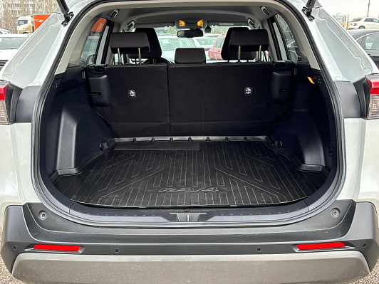 Toyota RAV4 Комфорт, 2021 года, пробег 85699 км