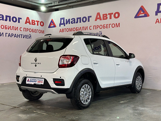 Renault Sandero Stepway Life, 2020 года, пробег 12500 км