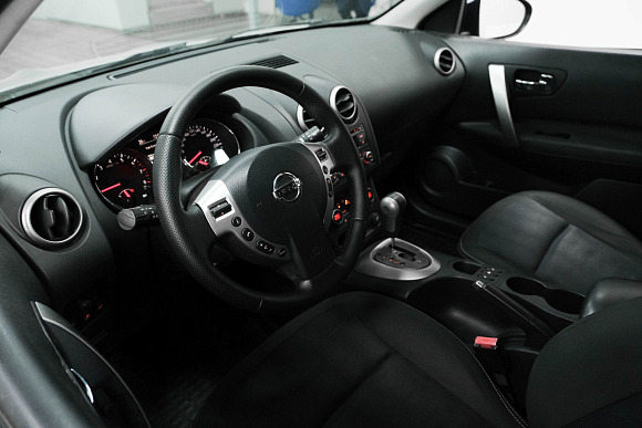 Nissan Qashqai SE, 2011 года, пробег 175000 км