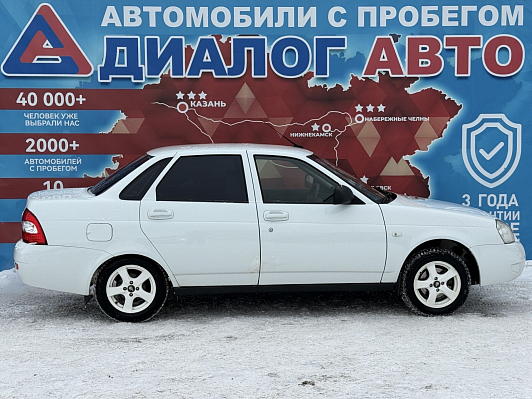 Lada (ВАЗ) Priora Люкс, 2013 года, пробег 143110 км