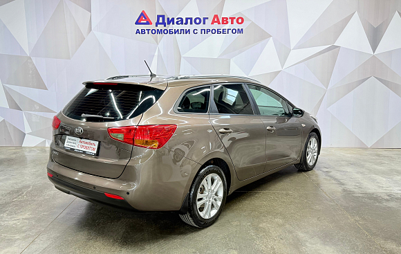 Kia Ceed Luxe, 2013 года, пробег 161532 км