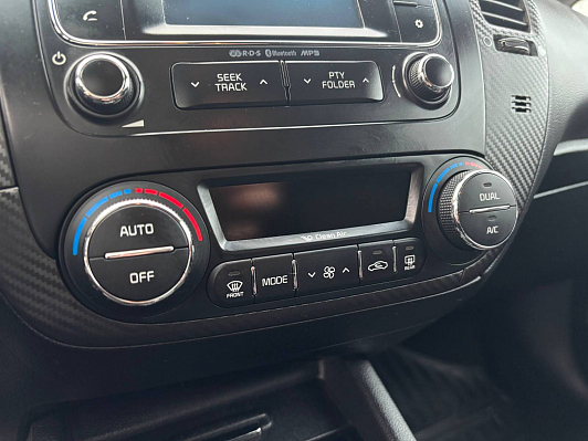 Kia Cerato Premium, 2015 года, пробег 173097 км