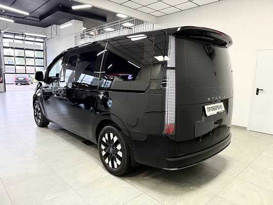 Hyundai Staria, 2024 года, пробег 27899 км