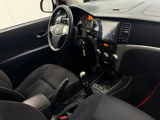 SsangYong Actyon Original, 2013 года, пробег 183000 км