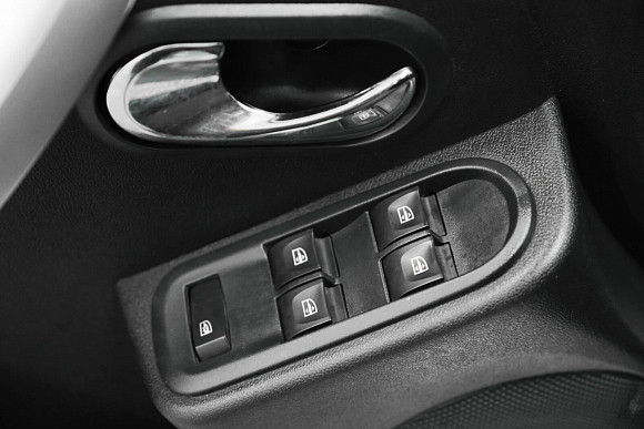 Nissan Terrano Elegance, 2021 года, пробег 100100 км