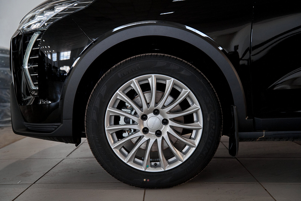 Haval Jolion Комфорт, черный