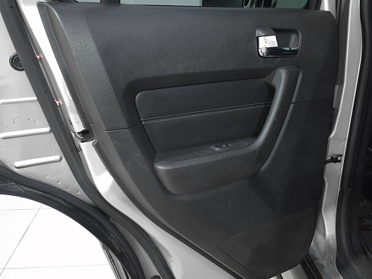 Hummer H3, 2005 года, пробег 337518 км