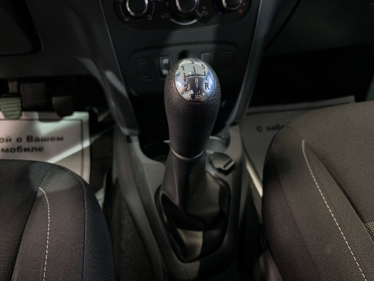 Renault Sandero Stepway Drive, 2019 года, пробег 68000 км
