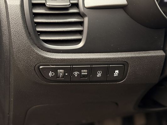 Kia Rio Luxe, 2018 года, пробег 131747 км