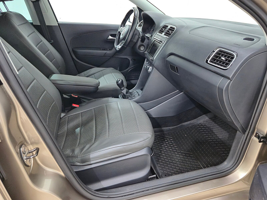 Volkswagen Polo Drive, 2018 года, пробег 123101 км