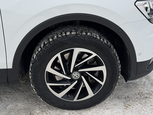 Volkswagen Tiguan Exclusive, 2019 года, пробег 77830 км