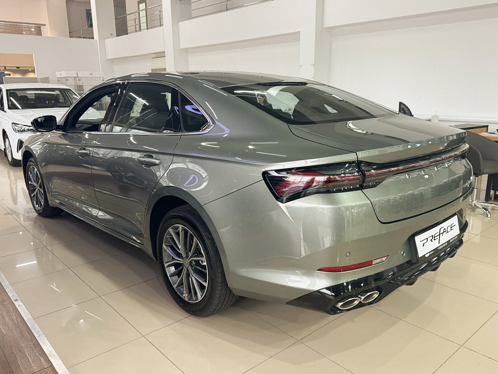 Geely Preface Флагман, зеленый