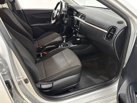 Kia Rio, 2017 года, пробег 125190 км