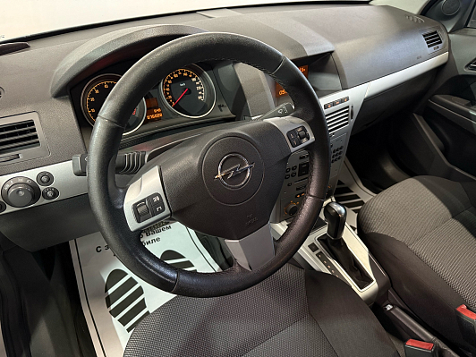 Opel Astra, 2014 года, пробег 75000 км