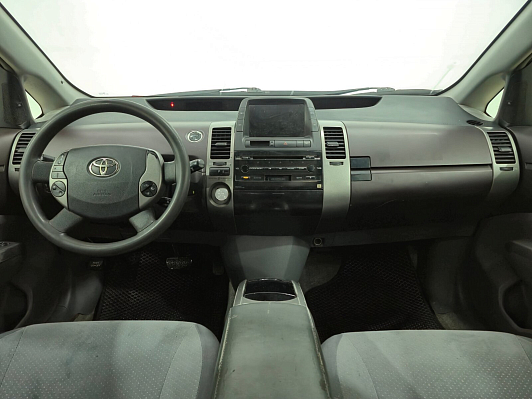 Toyota Prius, 2004 года, пробег 220553 км