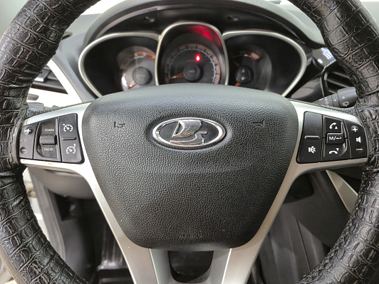 Lada (ВАЗ) Vesta Luxe, 2020 года, пробег 106345 км