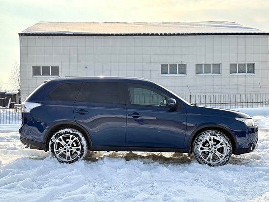 Mitsubishi Outlander Instyle, 2014 года, пробег 178000 км