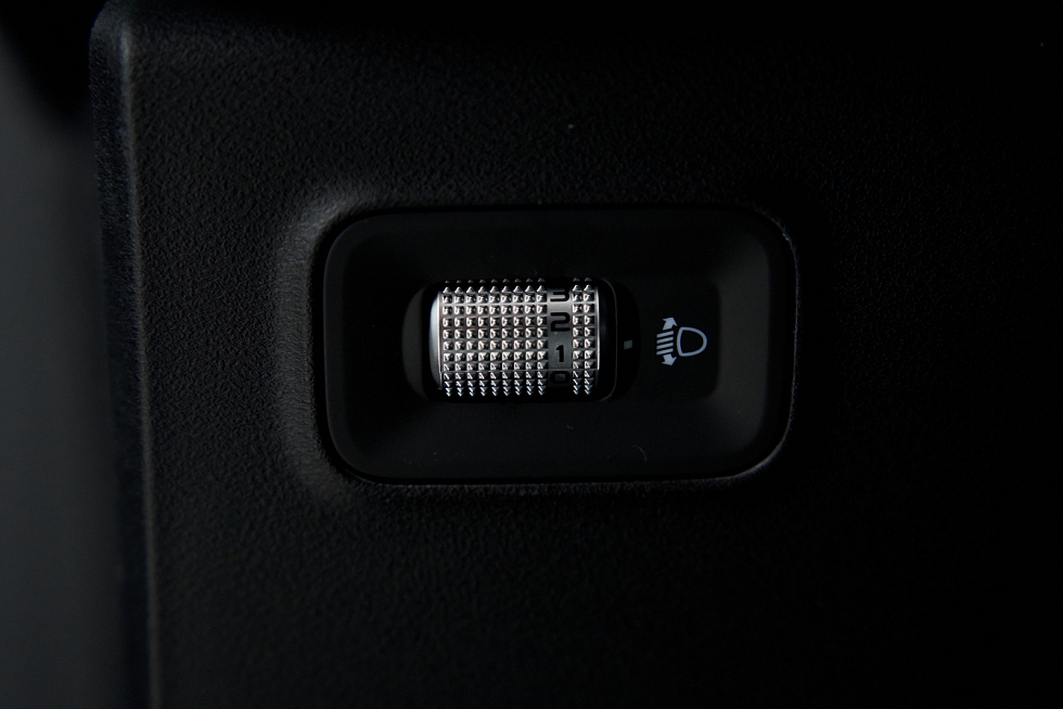 Geely Atlas Flagship Sport, голубой