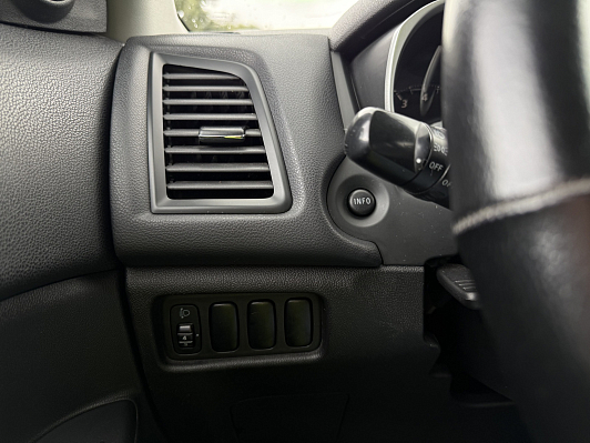 Mitsubishi ASX Invite, 2013 года, пробег 200000 км