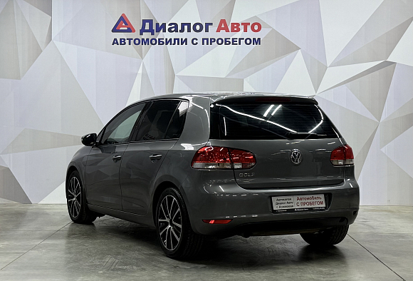 Volkswagen Golf, 2011 года, пробег 305054 км