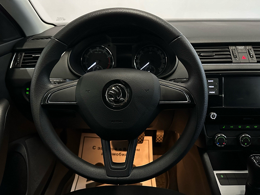Skoda Octavia Ambition, 2019 года, пробег 123067 км