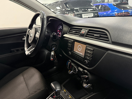 Kia Rio Comfort, 2018 года, пробег 155000 км
