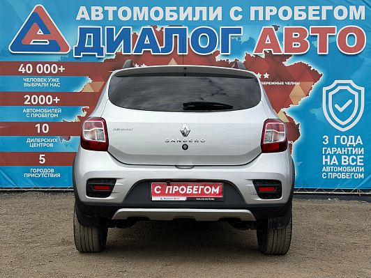 Renault Sandero Privilege, 2017 года, пробег 93000 км