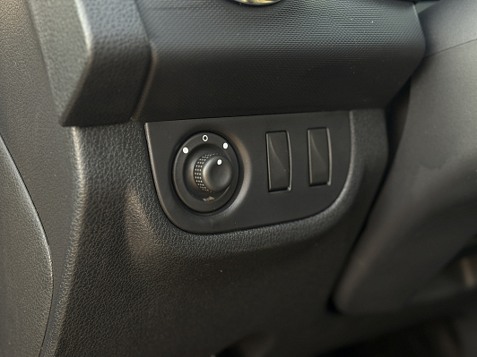 Renault Sandero Stepway Life, 2019 года, пробег 128784 км