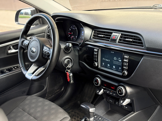 Kia Rio Luxe RED Line, 2019 года, пробег 95000 км