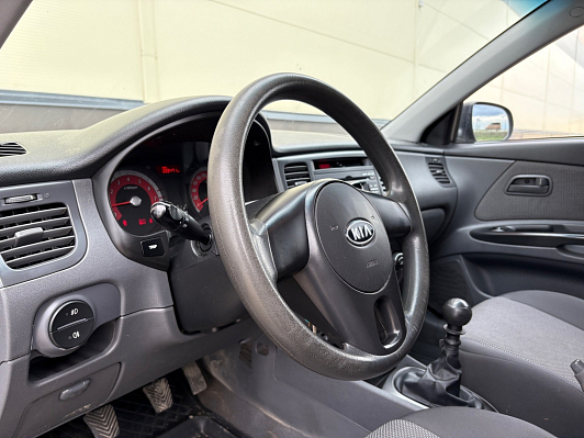 Kia Rio Luxe, 2011 года, пробег 222435 км