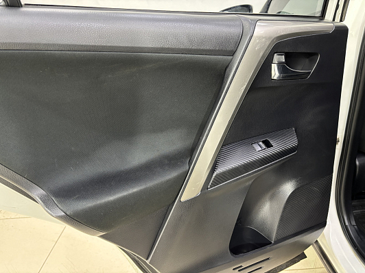 Toyota RAV4 Стандарт, 2015 года, пробег 158000 км