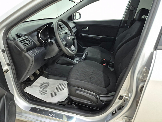 Kia Rio Luxe, 2013 года, пробег 134600 км