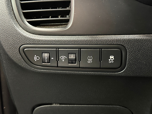 Kia Rio, 2018 года, пробег 58800 км