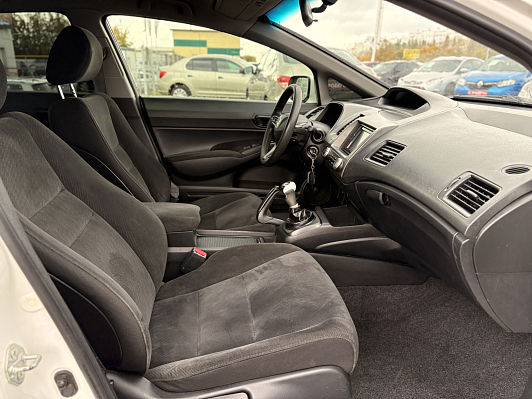 Honda Civic, 2010 года, пробег 320690 км