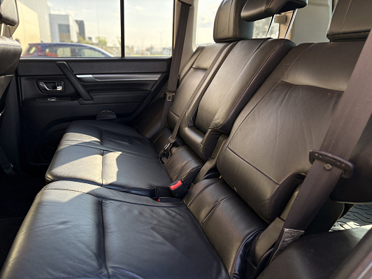 Mitsubishi Pajero Ultimate, 2011 года, пробег 269000 км
